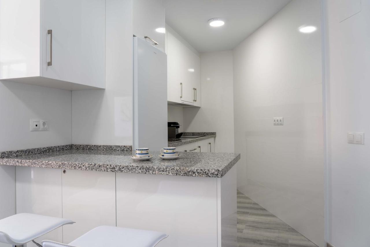 Apartamento Benalmadena Puerto Marina Apartman Kültér fotó