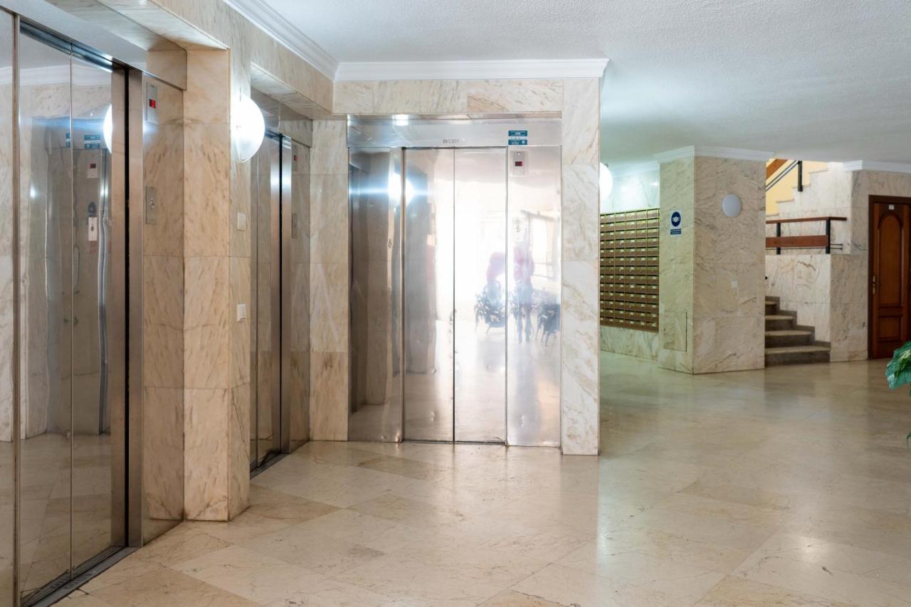 Apartamento Benalmadena Puerto Marina Apartman Kültér fotó