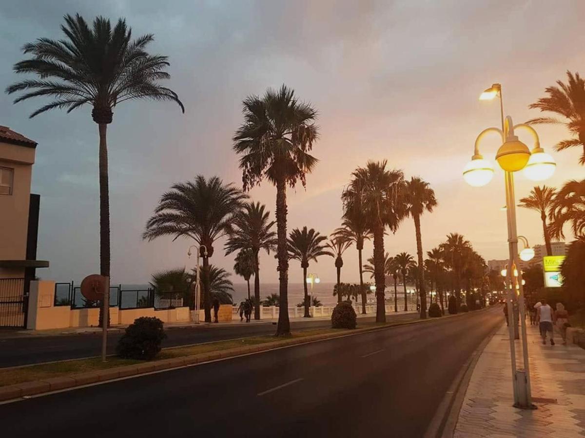Apartamento Benalmadena Puerto Marina Apartman Kültér fotó